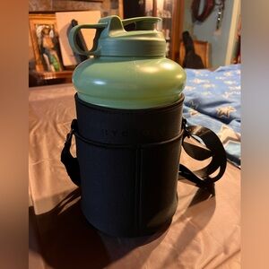 HydroJug Mint Bottle with Black Carrier Gallon Jug